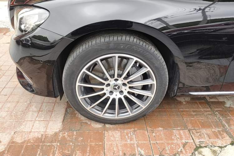 Used Mercedes-Benz E-Class 2020 E 300 L Luxury Model Left Front Wheel Hub