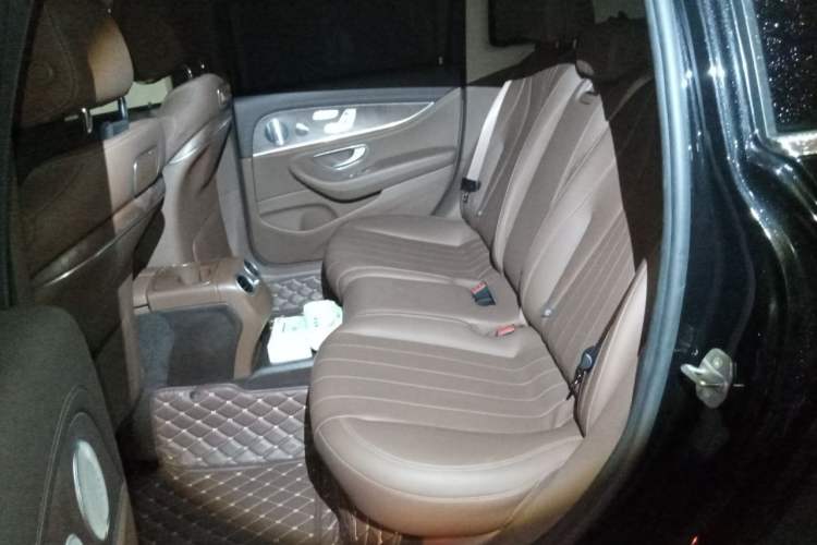 Used Mercedes-Benz E-Class 2020 E 300 L Luxury Model Left Rear Seat