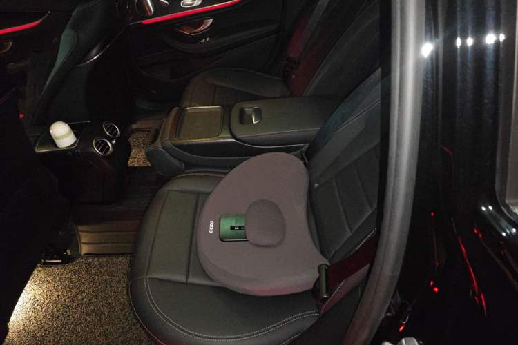 Used Mercedes-Benz E-Class 2020 Restyled E 300 L Sport Exclusive Edition Left Rear Seat