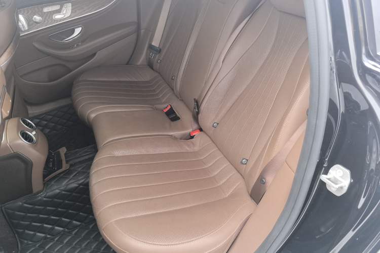 Used Mercedes-Benz E-Class 2020 Restyled E 300 L Exclusive Edition Left Rear Seat