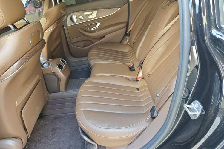 Used Mercedes-Benz E-Class 2020 Restyled E 300 L Exclusive Edition Left Rear Seat