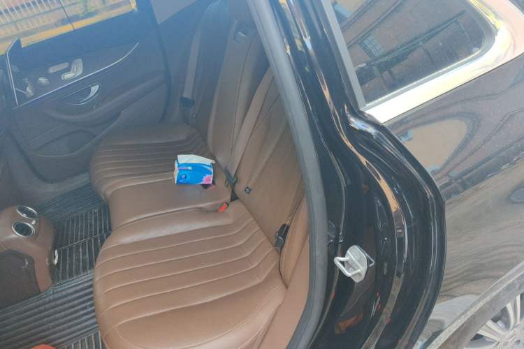 Used Mercedes-Benz E-Class 2020 Restyled E 300 L Exclusive Edition Left Rear Seat