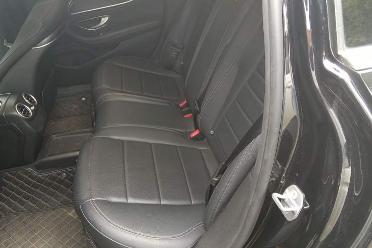 Used Mercedes-Benz E-Class 2020 E 300 L Sporty and Stylish Model Left Rear Seat