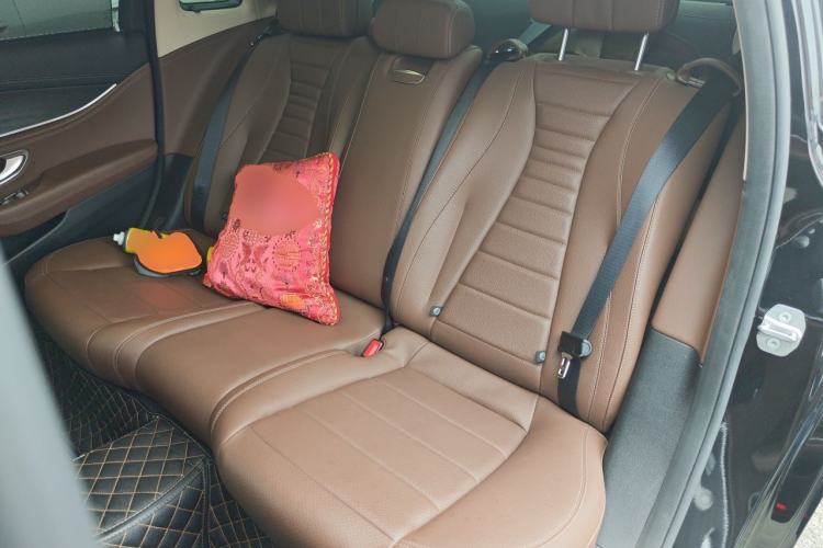 Used Mercedes-Benz E-Class 2020 E 300 L Sport Luxury Edition Left Rear Seat