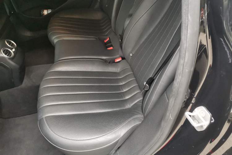 Used Mercedes-Benz E-Class 2020 Restyled E 300 L Exclusive Edition Left Rear Seat