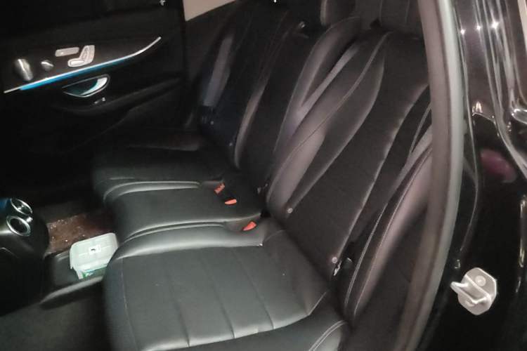 Used Mercedes-Benz E-Class 2020 Restyled E 300 L Sporty and Stylish Edition Left Rear Seat