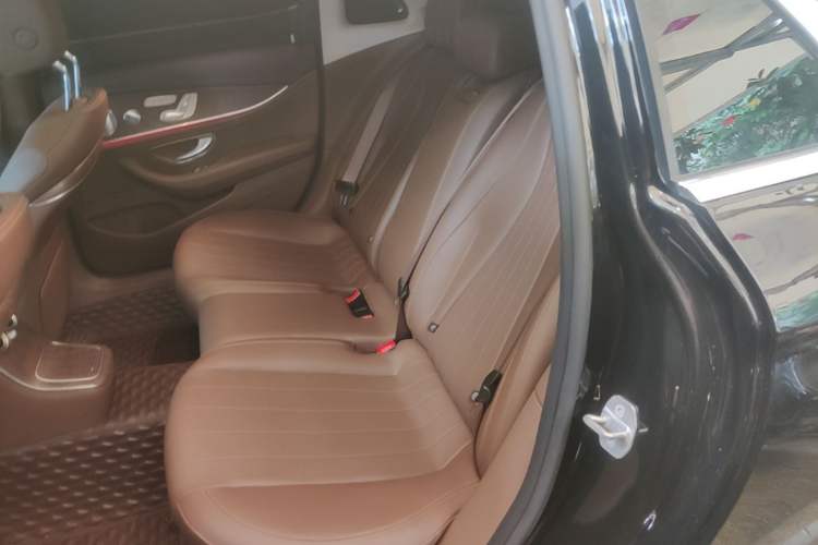 Used Mercedes-Benz E-Class 2020 E 300 L Luxury Model Left Rear Seat