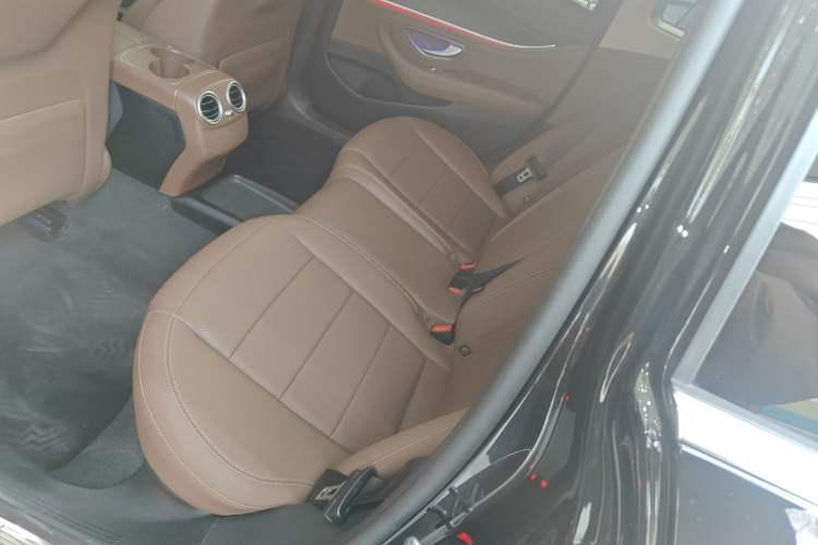 Used Mercedes-Benz E-Class 2020 E 260 L Sport 4MATIC Left Rear Seat