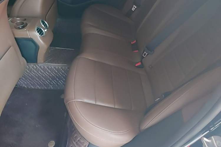 Used Mercedes-Benz E-Class 2020 Restyled E 300 L Sporty and Stylish Edition Left Rear Seat