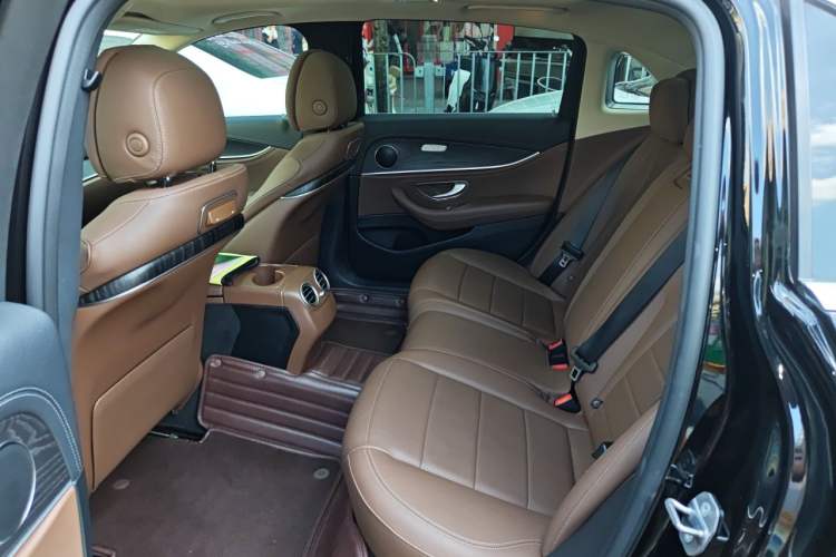 Used Mercedes-Benz E-Class 2020 Restyled E 300 L Sporty and Stylish Edition Left Rear Seat