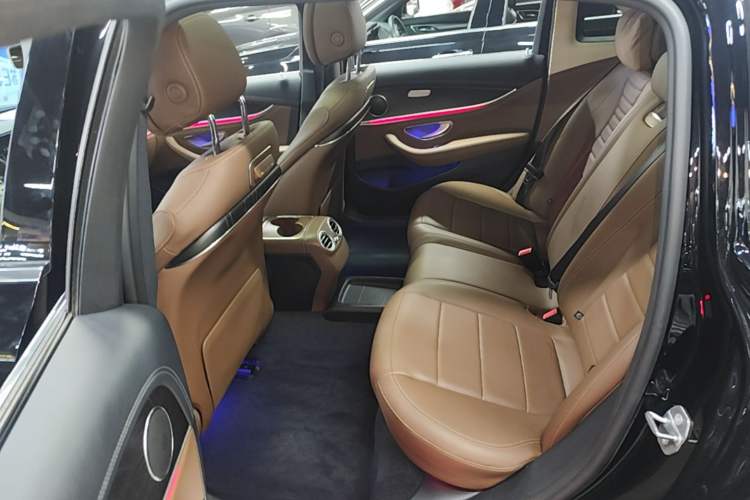 Used Mercedes-Benz E-Class 2020 E 300 L Sporty and Stylish Model Left Rear Seat