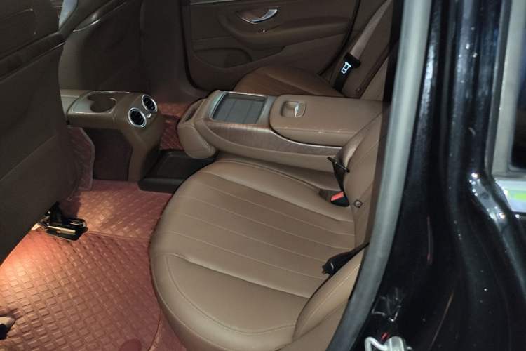 Used Mercedes-Benz E-Class 2020 E 300 L Stylish Model Left Rear Seat