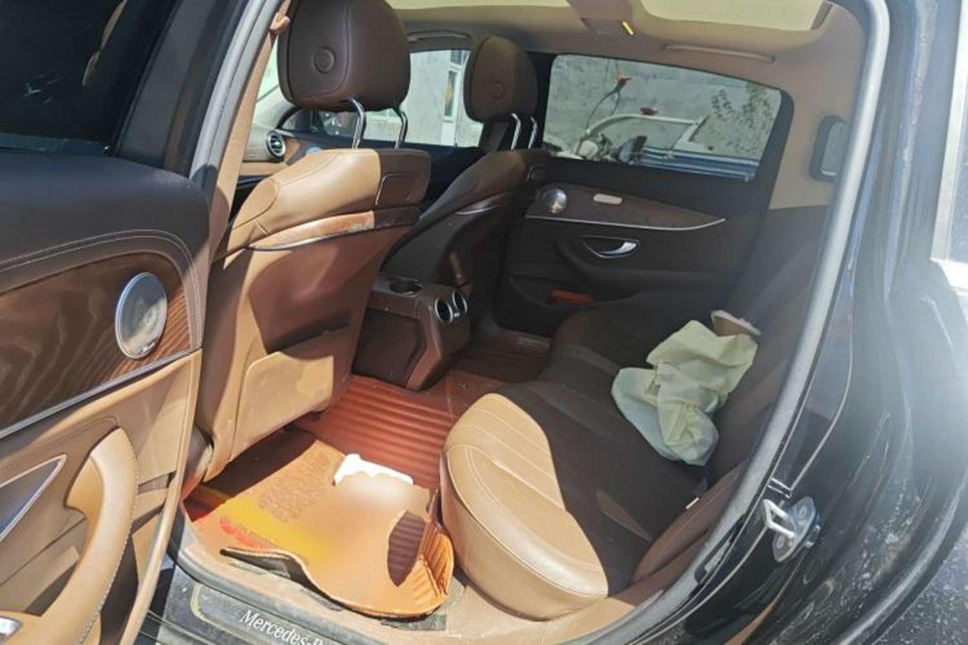 Used Mercedes-Benz E-Class 2020 E 300 L Luxury Model Left Rear Seat
