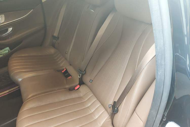 Used Mercedes-Benz E-Class 2020 Restyled E 300 L Exclusive Edition Left Rear Seat