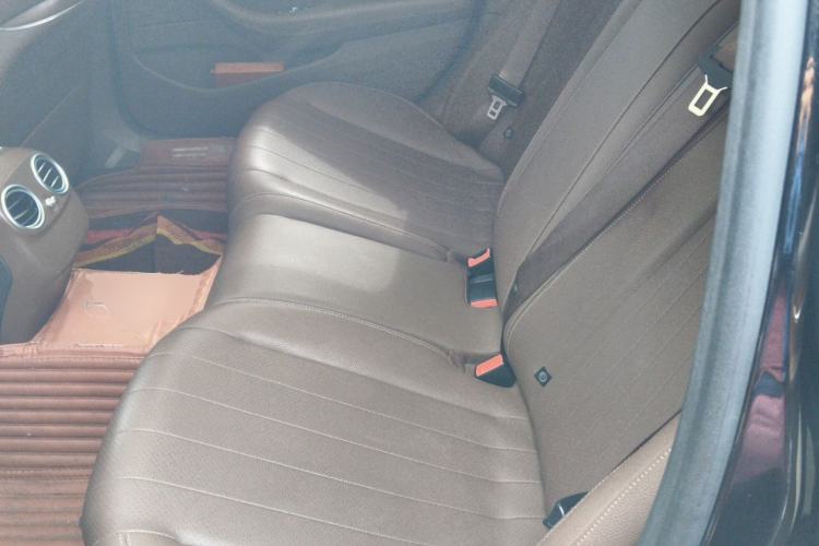 Used Mercedes-Benz E-Class 2020 E 300 L Luxury Model Left Rear Seat