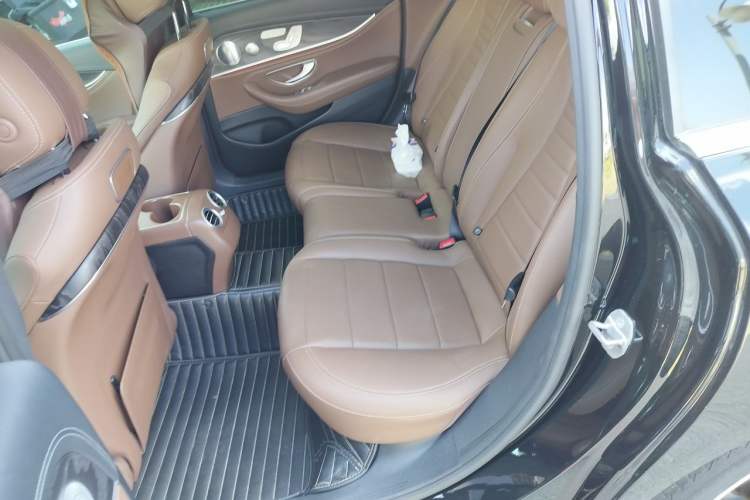 Used Mercedes-Benz E-Class 2020 Restyled E 300 L Sport Exclusive Edition Left Rear Seat