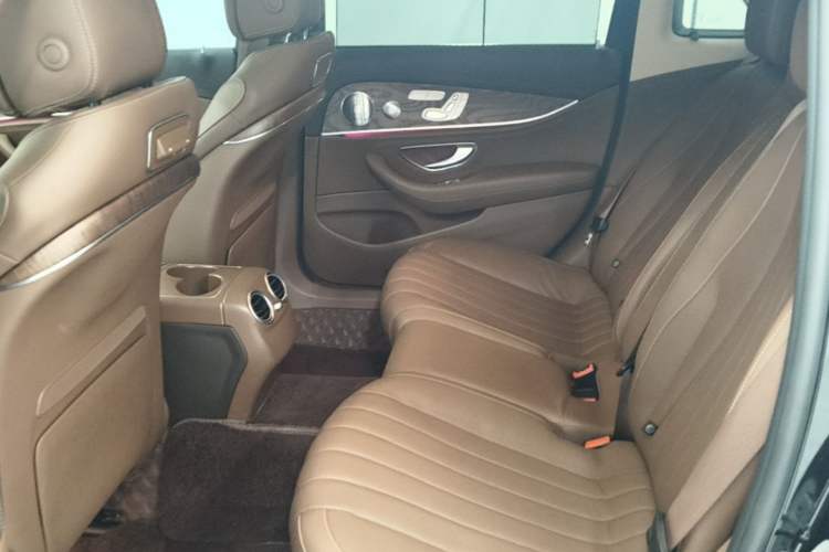 Used Mercedes-Benz E-Class 2020 Restyled E 300 L Exclusive Edition Left Rear Seat