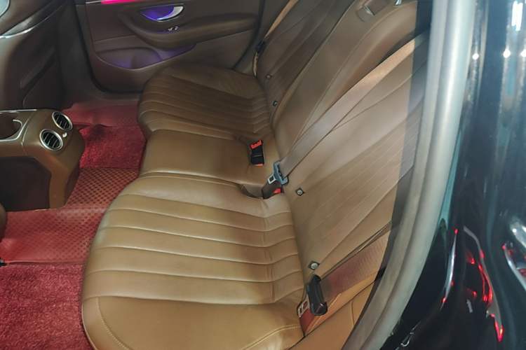 Used Mercedes-Benz E-Class 2020 Restyled E 300 L Exclusive Edition Left Rear Seat