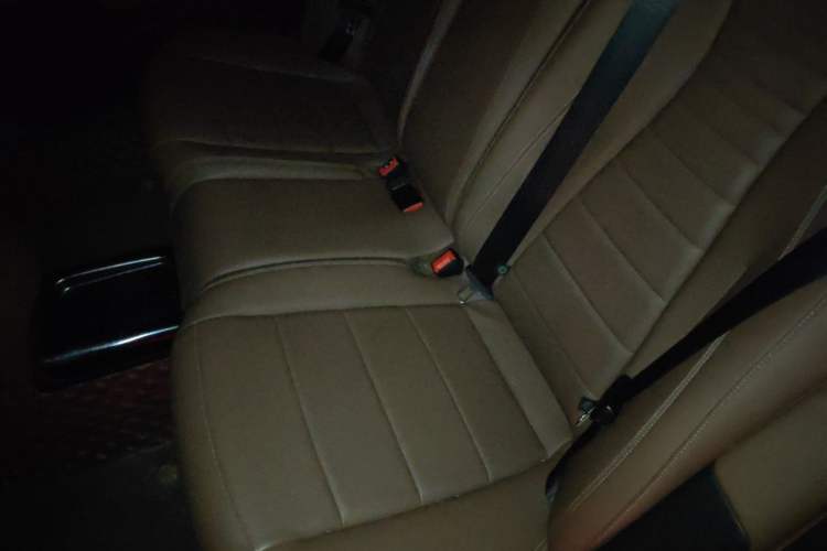 Used Mercedes-Benz E-Class 2020 E 260 L Sport Edition Left Rear Seat