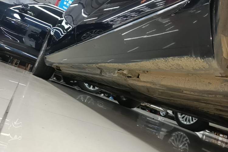 Used Mercedes-Benz E-Class 2020 Facelift E 260 L Left Side Sill