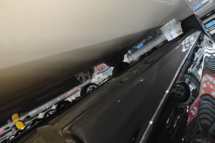 Used Mercedes-Benz E-Class 2020 Facelift E 260 L Left Side Sill