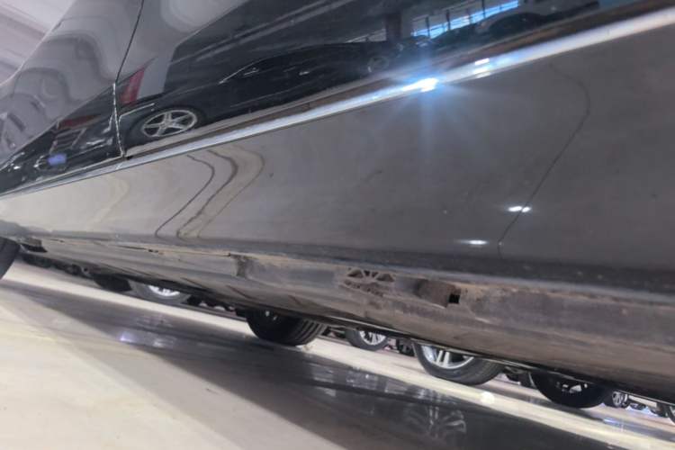Used Mercedes-Benz E-Class 2020 Facelift E 260 L Left Side Sill