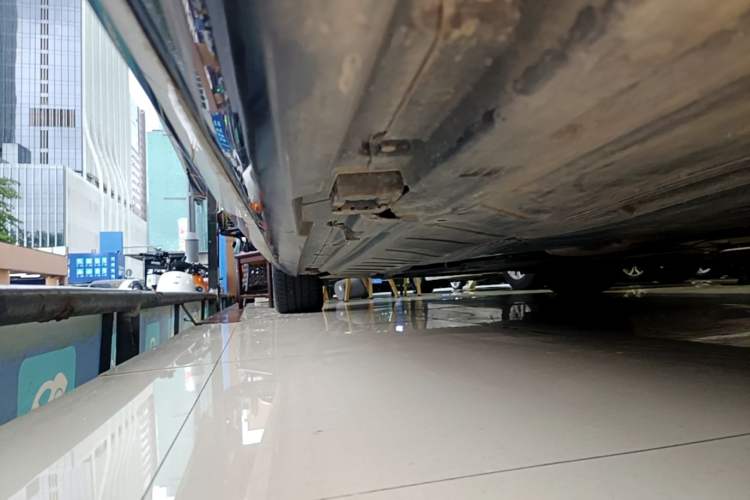 Used Mercedes-Benz E-Class 2020 Restyled E 300 L Sport Exclusive Edition Left Side Sill