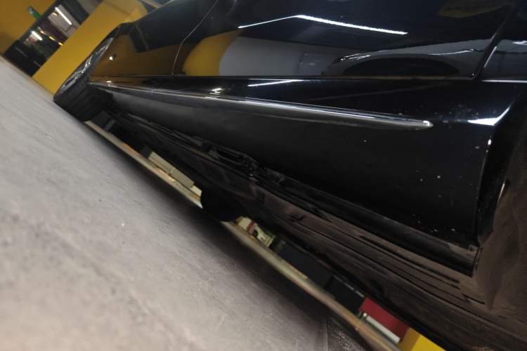 Used Mercedes-Benz E-Class 2020 Facelift E 260 L Sport Edition Left Side Sill