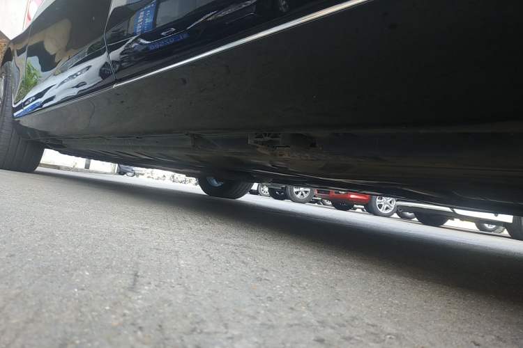 Used Mercedes-Benz E-Class 2020 E 260 L Left Side Sill