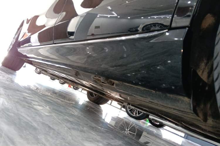 Used Mercedes-Benz E-Class 2020 E 260 L Left Side Sill