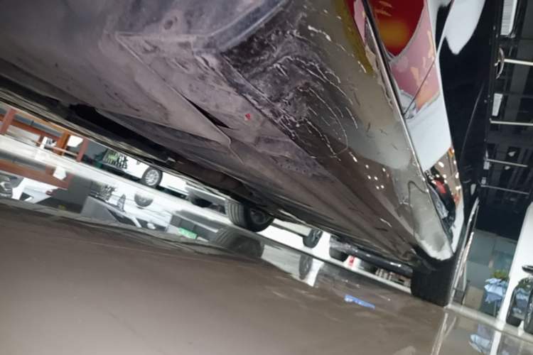 Used Mercedes-Benz E-Class 2020 Restyled E 300 L Exclusive Edition Left Side Sill