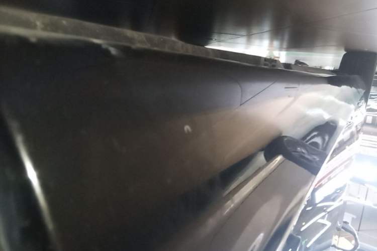 Used Mercedes-Benz E-Class 2020 E 300 L Luxury Model Left Side Sill