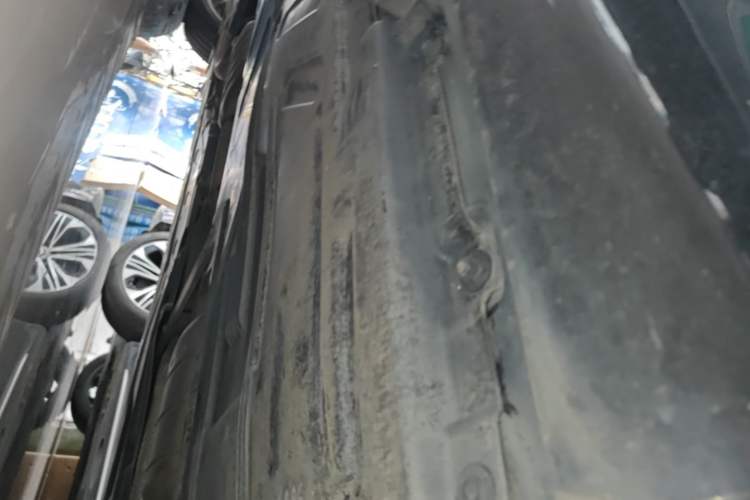 Used Mercedes-Benz E-Class 2020 E 300 L Stylish Model Left Side Sill