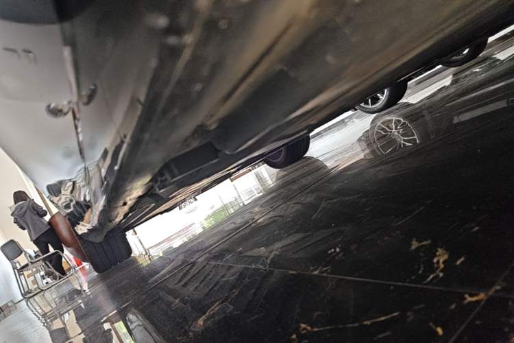 Used Mercedes-Benz E-Class 2020 Restyled E 300 L Exclusive Edition Left Side Sill