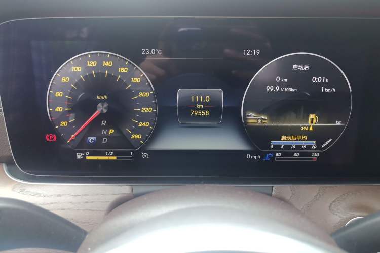 Used Mercedes-Benz E-Class 2020 Facelift E 300 L Stylish Edition Odometer Close Up