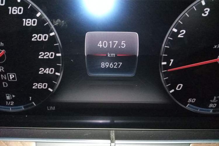 Used Mercedes-Benz E-Class 2020 E 300 L Luxury Model Odometer Close Up