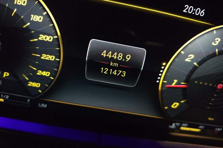 Used Mercedes-Benz E-Class 2020 E 300 L Luxury Model Odometer Close Up