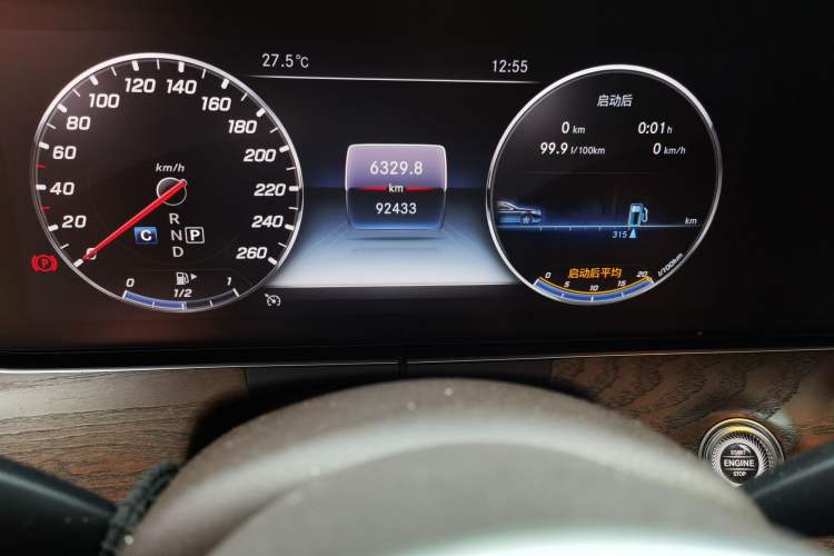 Used Mercedes-Benz E-Class 2020 Facelift E 300 L Stylish Edition Odometer Close Up