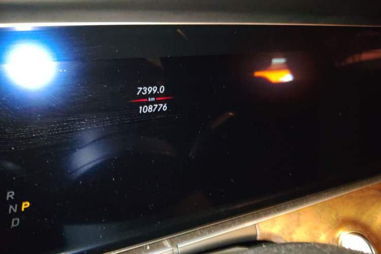 Used Mercedes-Benz E-Class 2020 E 300 L Luxury Model Odometer Close Up