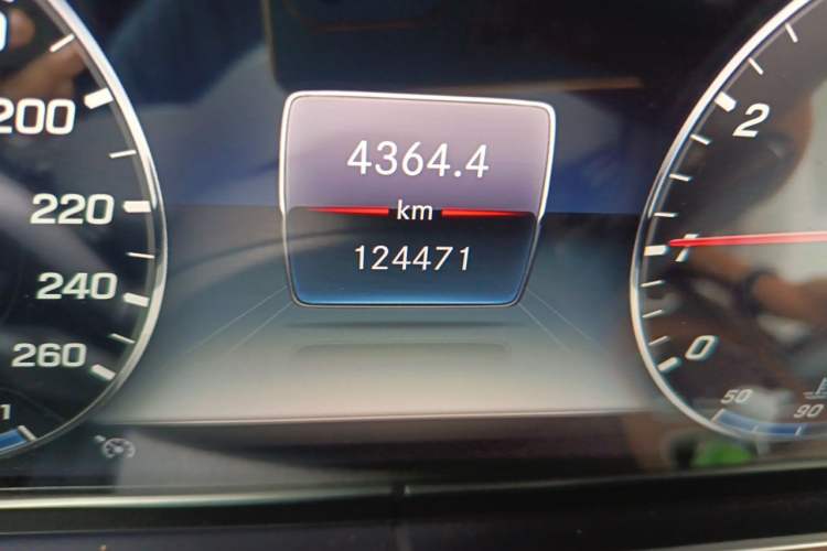 Used Mercedes-Benz E-Class 2020 E 300 L Luxury Model Odometer Close Up