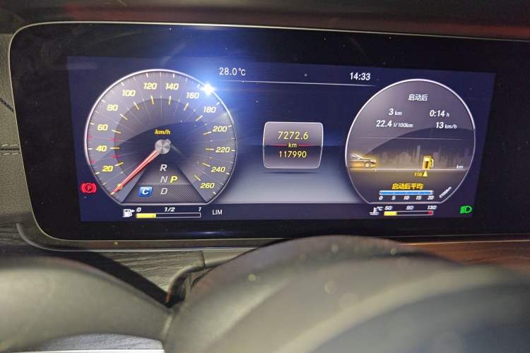 Used Mercedes-Benz E-Class 2020 Restyled E 300 L Sporty and Stylish Edition Odometer Close Up