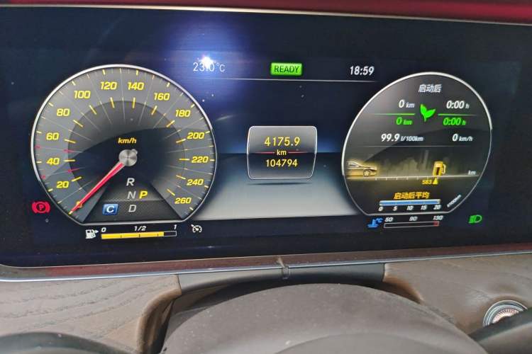 Used Mercedes-Benz E-Class 2020 Facelift E 260 L Odometer Close Up