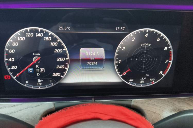Used Mercedes-Benz E-Class 2020 Facelift E 300 L Stylish Edition Odometer Close Up