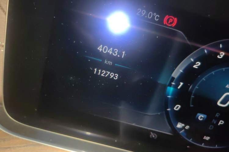 Used Mercedes-Benz E-Class 2020 Facelift E 300 L Stylish Edition Odometer Close Up