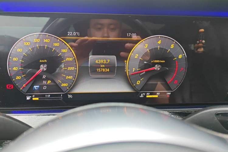 Used Mercedes-Benz E-Class 2020 Restyled E 300 L Sporty and Stylish Edition Odometer Close Up