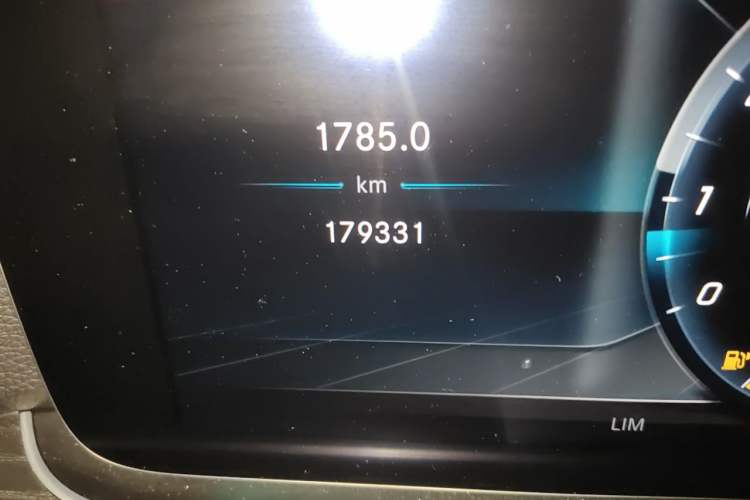 Used Mercedes-Benz E-Class 2020 Restyled E 300 L Sporty and Stylish Edition Odometer Close Up