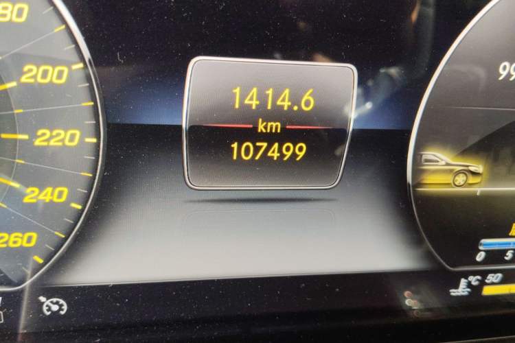 Used Mercedes-Benz E-Class 2020 Restyled E 300 L Sporty and Stylish Edition Odometer Close Up