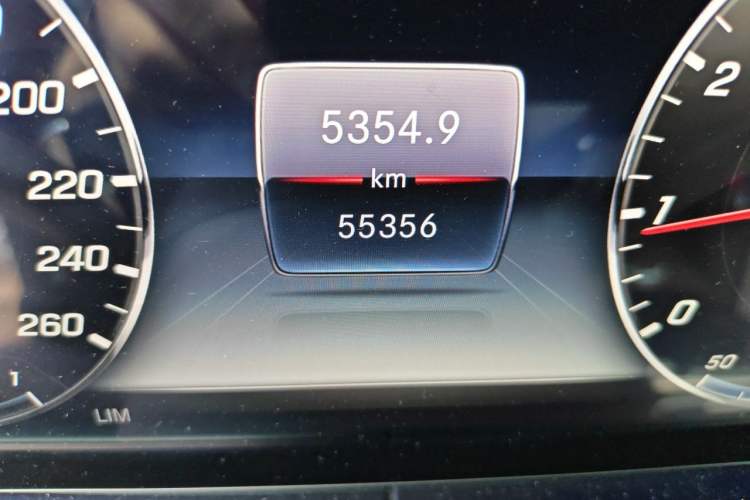 Used Mercedes-Benz E-Class 2020 Restyled E 300 L Sporty and Stylish Edition Odometer Close Up