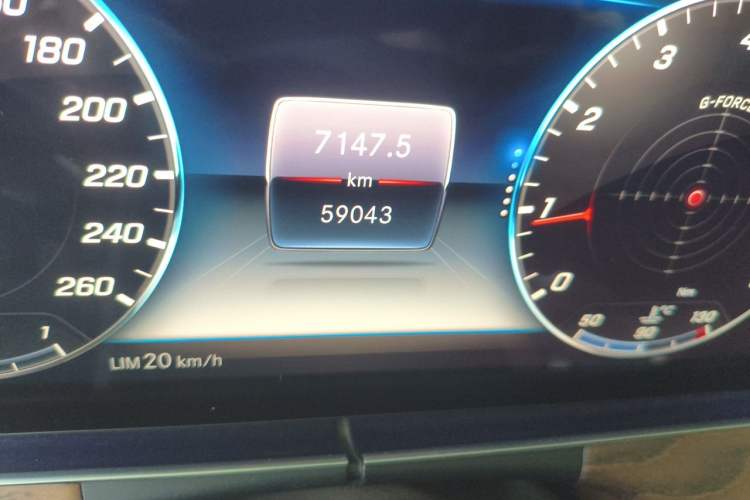 Used Mercedes-Benz E-Class 2020 Facelift E 300 L Stylish Edition Odometer Close Up