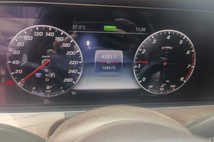 Used Mercedes-Benz E-Class 2020 Facelift E 260 L Odometer Close Up